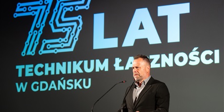 Powiększ grafikę: 75-lecie-zepolu-szkol-lacznosci-uroczysta-gala-717648.jpg