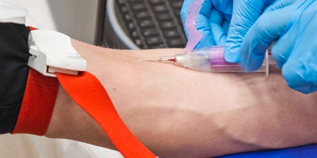 Powiększ grafikę: akcja-krwiodawstwa-w-zespole-szkol-lacznosci-650146.jpg