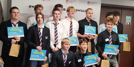 "Festiwal Odkrywcow Energii " - 2 miejsce uczniów 3b z 11 grudnia