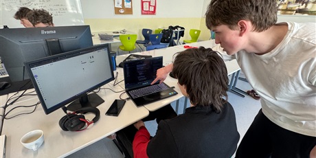 Powiększ grafikę: Drużyna podczas konkursu