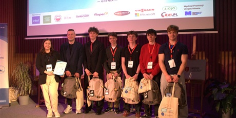 Powiększ grafikę: Drużyna podczas konkursu