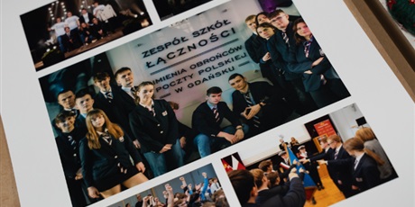 Powiększ grafikę: kiermasz-swiateczny-w-dniu-11-grudnia-666342.jpg