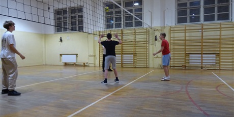 Powiększ grafikę: pasowanie-uczniow-klas-pierwszych-na-mieszkancow-internatu-652860.jpg