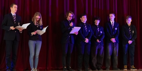 Powiększ grafikę: przekazanie-samorzadu-uczniwoskiego-678695.jpg