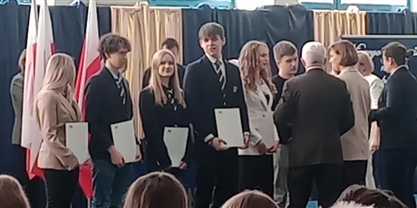 Powiększ grafikę: Stypendyści ZSŁ