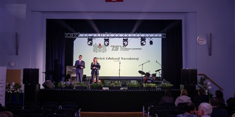 Powiększ grafikę: Dzień Edukacji Narodowej