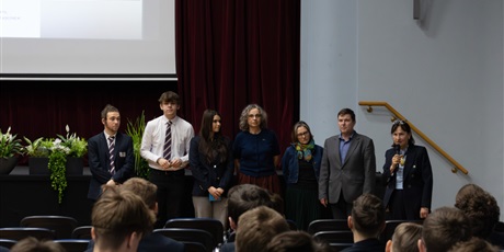 Powiększ grafikę: szkolny-konkurs-wiedzy-o-utworze-literackim-im-ireny-borowskiej-juz-za-nami-689111.jpg