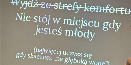 Powiększ grafikę: telegrafisci-w-microsoft-polska-inspirujaca-nagroda-za-zwyciestwo-w-hackathonie-624061.jpg