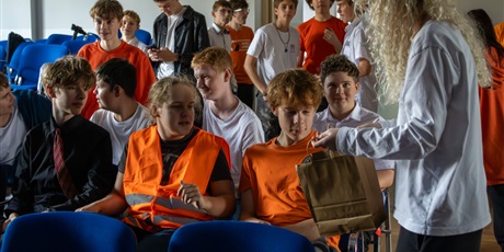 Powiększ grafikę: tydzien-przeciwko-przemocy-dzien-chlopaka-715200.jpg