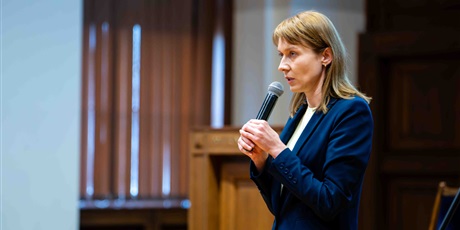 Powiększ grafikę: Konferencja na PG