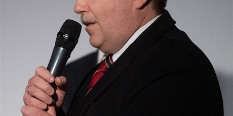 Powiększ grafikę: uroczyste-zakonczenie-roku-szkolnego-klas-maturalnych-610761.jpg