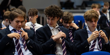 Powiększ grafikę: warsztaty-meskiego-ubioru-667644.jpg