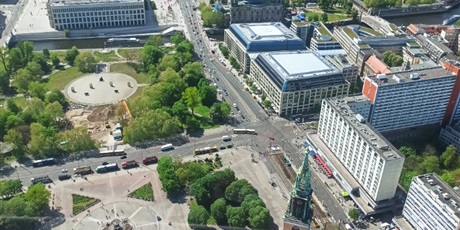 Powiększ grafikę: Fragment panoramy Berlina z wieży telewizyjnej