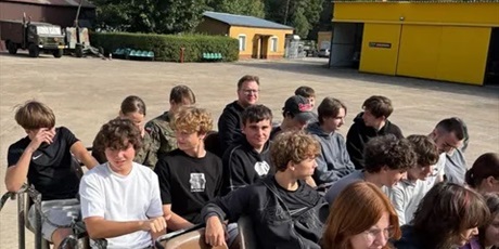 Powiększ grafikę: wycieczka-integracyjna-klasy-1d-714261.jpg