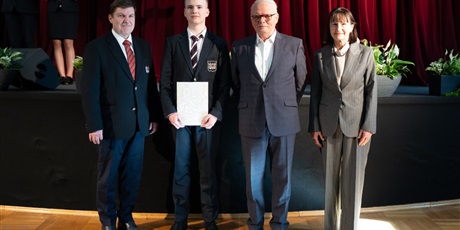 Powiększ grafikę: zakonczenie-roku-klas-piatych-690146.jpg