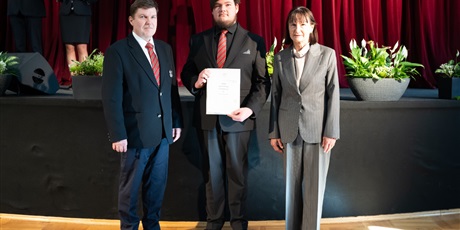 Powiększ grafikę: zakonczenie-roku-klas-piatych-690150.jpg