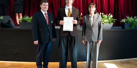 Powiększ grafikę: zakonczenie-roku-klas-piatych-690152.jpg