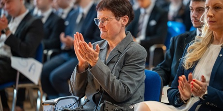 Powiększ grafikę: zakonczenie-roku-klas-piatych-690179.jpg