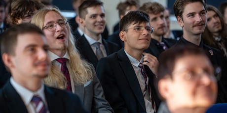 Powiększ grafikę: zakonczenie-roku-klas-piatych-690185.jpg