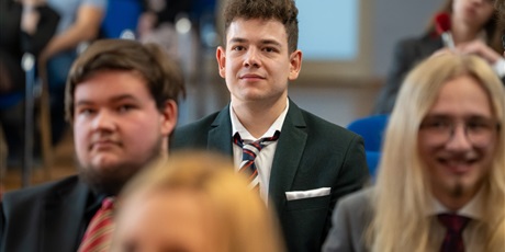 Powiększ grafikę: zakonczenie-roku-klas-piatych-690189.jpg