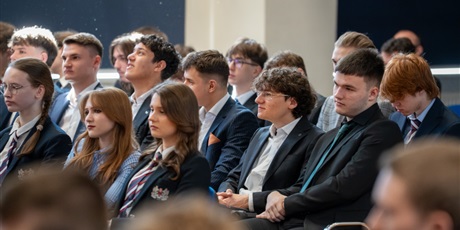 Powiększ grafikę: zakonczenie-roku-klas-piatych-690190.jpg