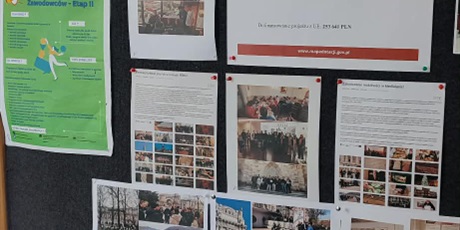 Powiększ grafikę: Tablica projektu w szkole